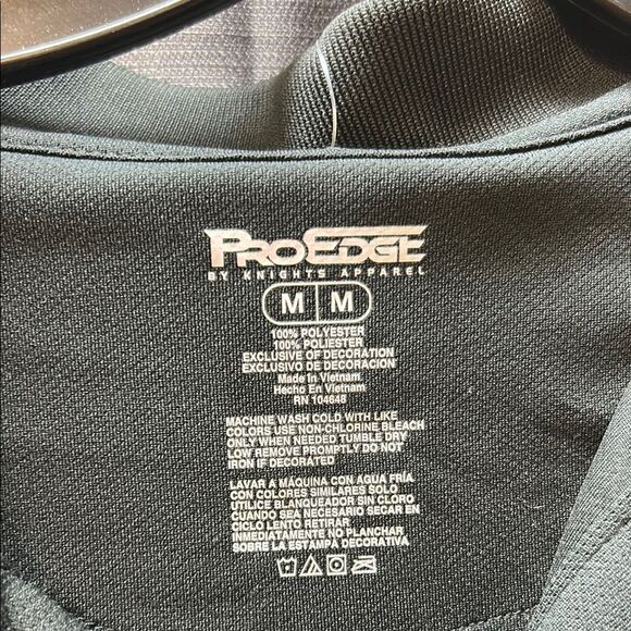 IA Hawkeyes Pro Edge Black and Yellow golf Men's Polo Shirt - Picture 3 of 5